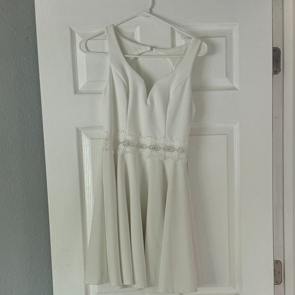 White Dress, Size 3/4